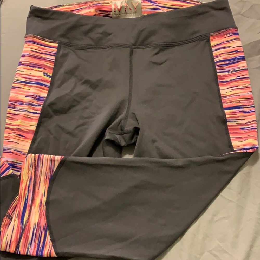 Large Women’s Marc New York Leggings